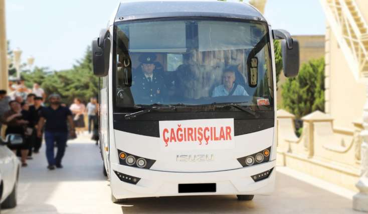 Bu şəxslər 20 yaşadək əsgər aparılmır