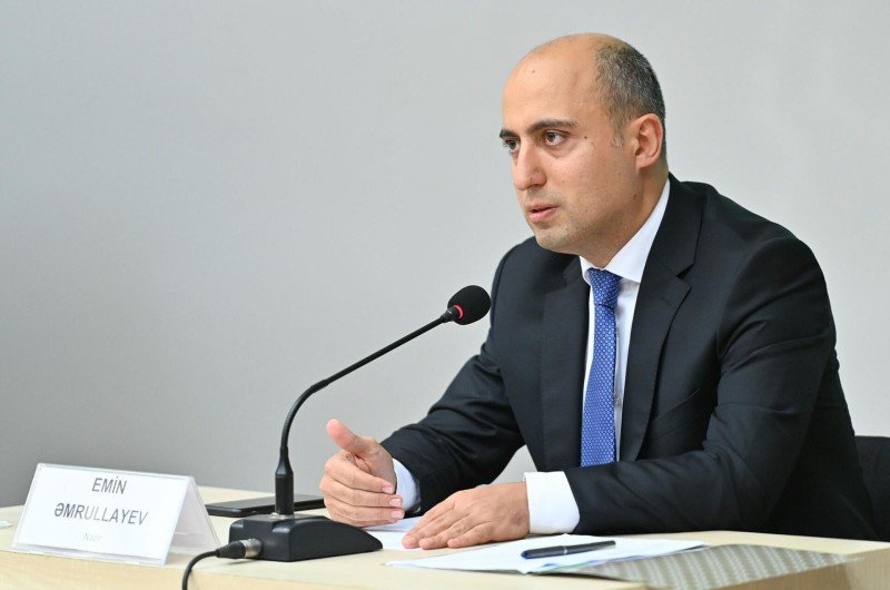 Təhsildən oğurlananalar HARA GEDİR: Daha bir bariz nümunə... - Əmrullayev yəqin xəbərsizdir...