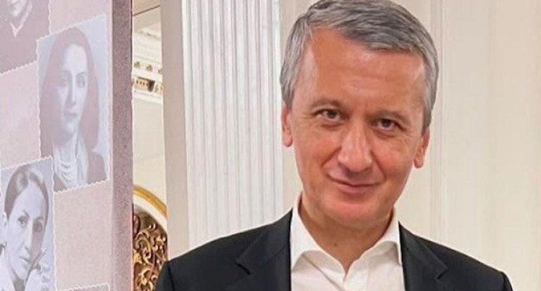 Azər Qasımovun xanımı da işdən çıxdı