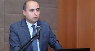 Əmrullayevin ÇÖKDÜRDÜYÜ TƏHSİL SİSTEMİ... - Daha nələr olmalıdır ki...