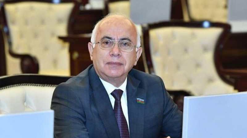 Komitə sədrindən 65 yaşına çatan müəllimlərlə bağlı TƏKLİF