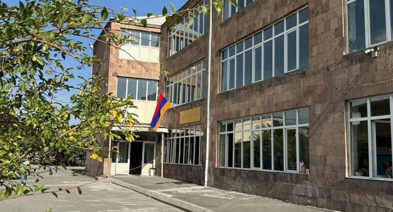 Ermənistanın dövlət məktəblərində Azərbaycan dili tədris olunacaq