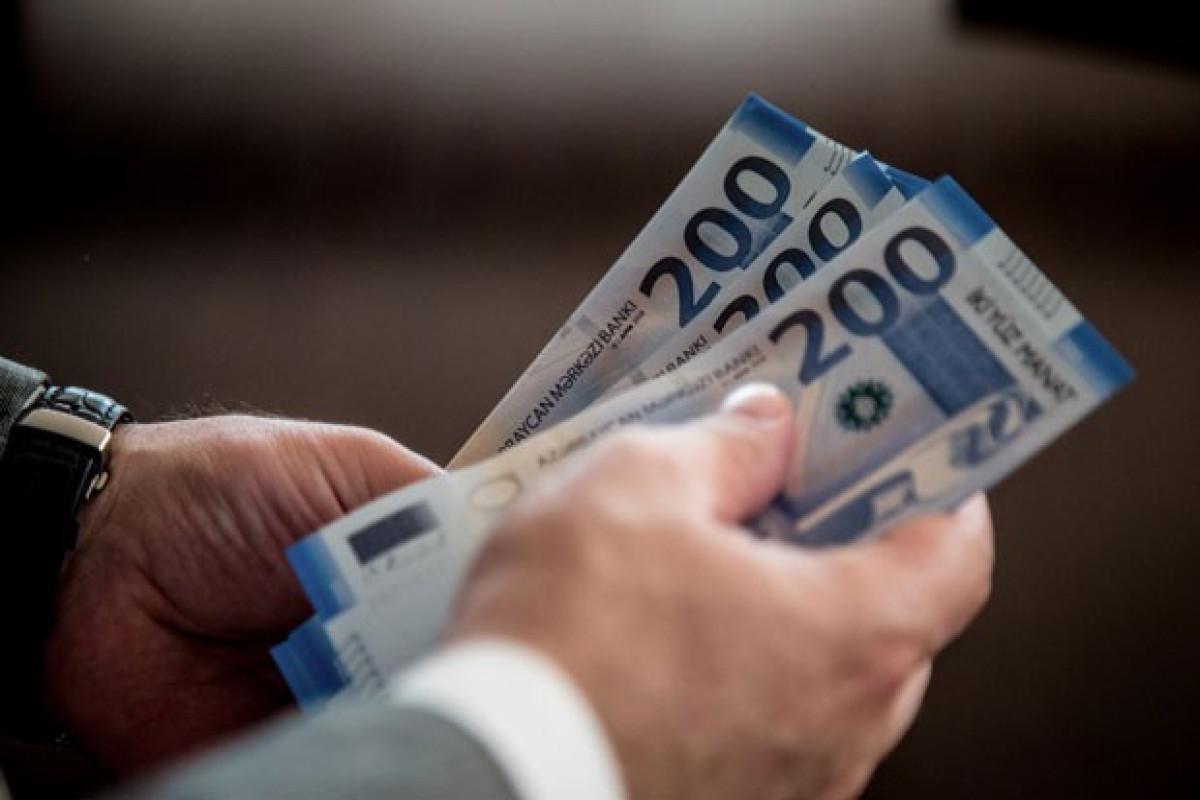 Bakıda orta aylıq əməkhaqqı 9%-ə yaxın artıb - Rəsmi