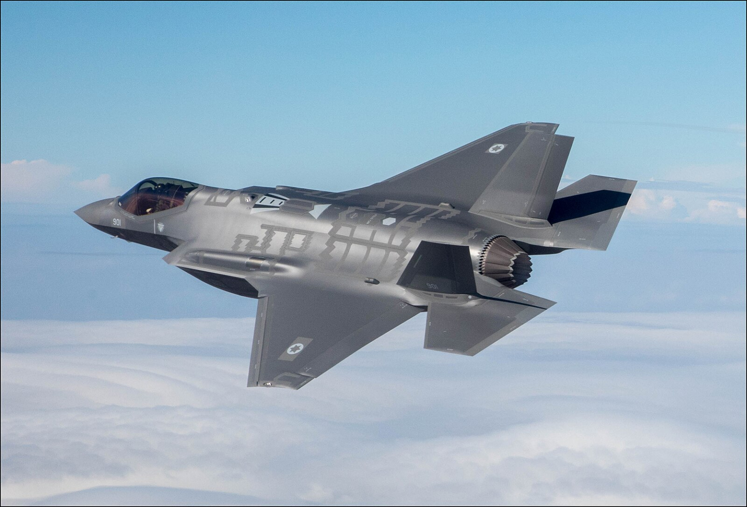 Diplomat: "Türkiyə Amerikanın F-35 qırıcıları üçün Rusiyanın S-400 sistemlərindən imtina edəcək