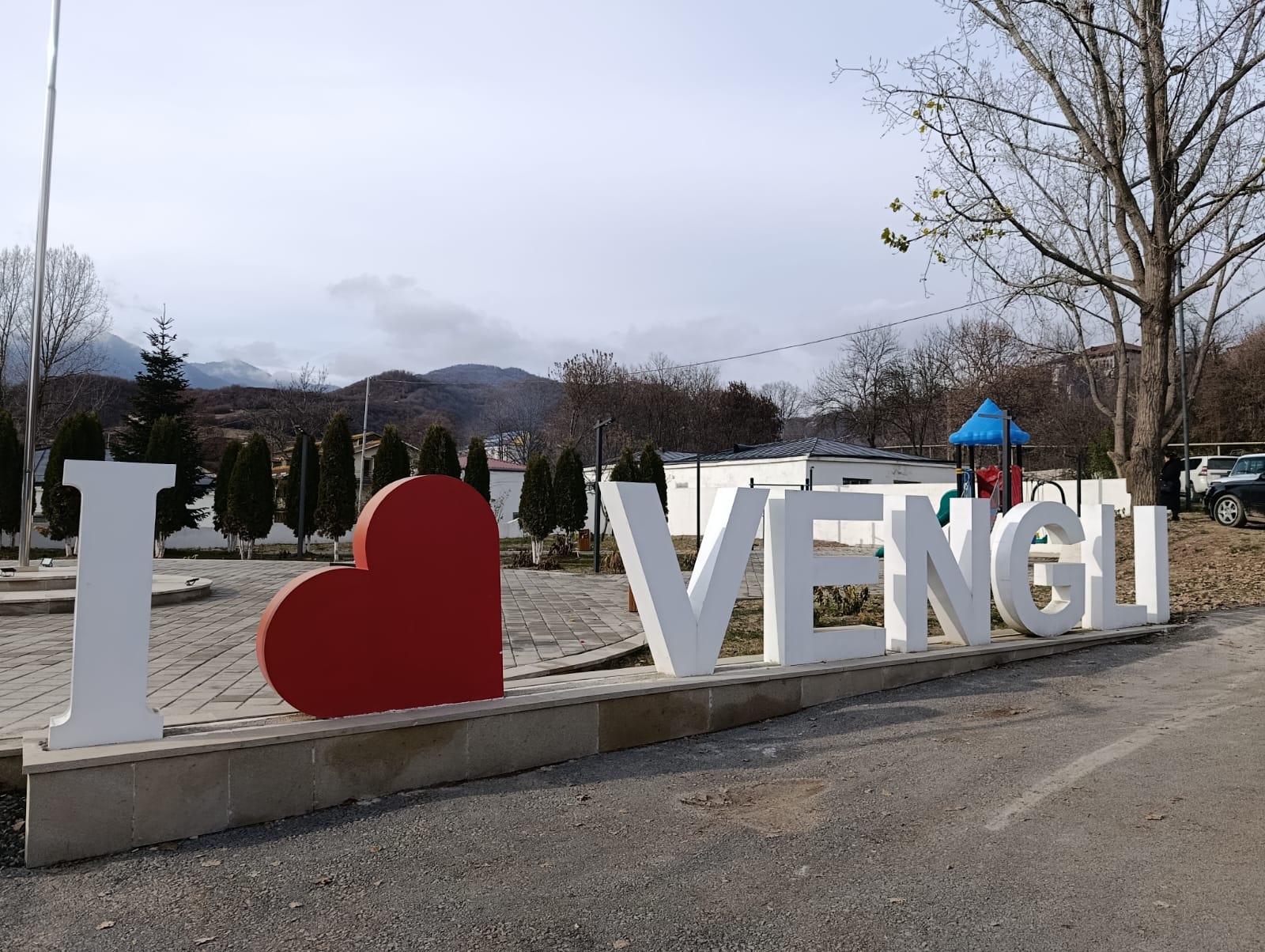 Ağdərənin Vəngli və Həsənriz  kəndlərinə növbəti köç- Daha 150 nəfər doğma yurduna qayıtdı- FOTO