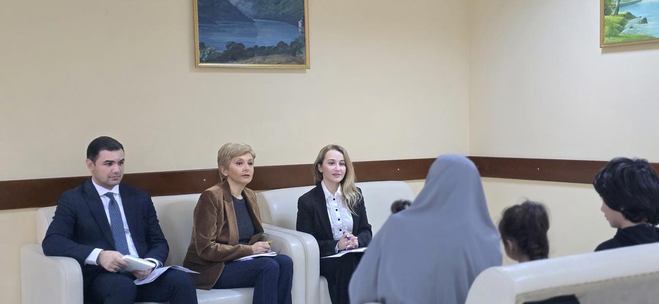 Ombudsmanın nümayəndələri Suriyadan repatriasiya edilmiş qadın və uşaqlarla görüşüb