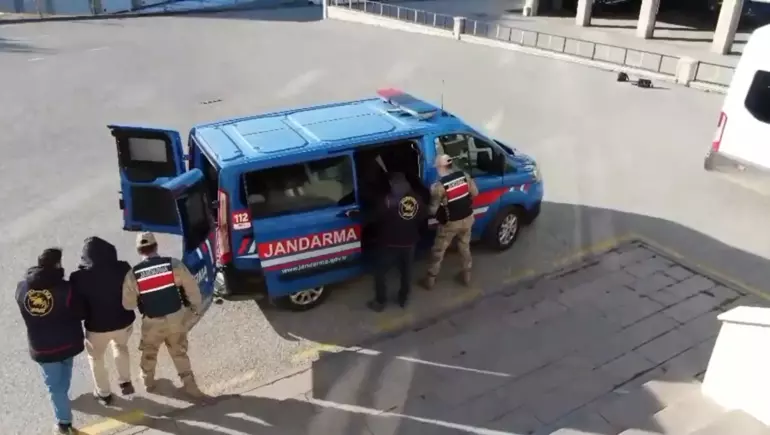 FETO-nun tərəfdaşlarından 50 nəfər həbs olundu...