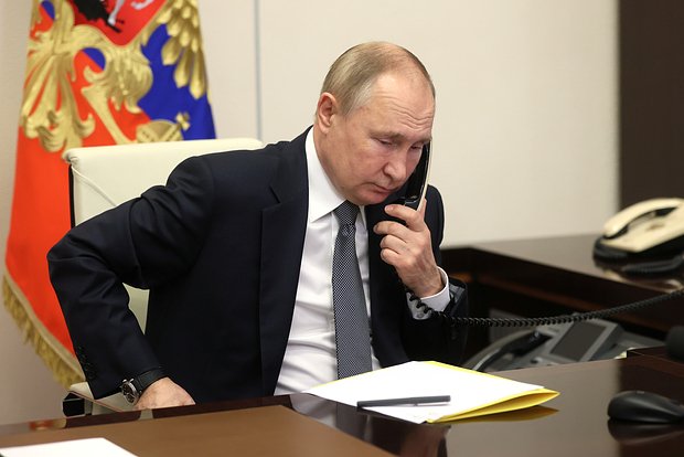  Putin Ukrayna silahlı qüvvələrinin hücumunu Lukaşenko ilə müzakirə edib