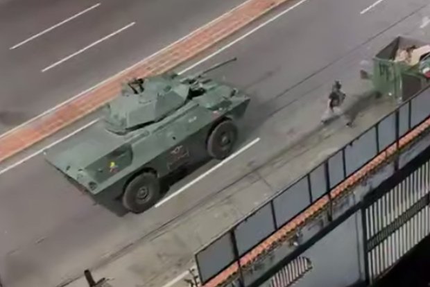 Venesuela vitse-prezidenti Delsi Rodriges: mülki şəxslər, hökumət rəsmiləri və hərbçilər həlak olub