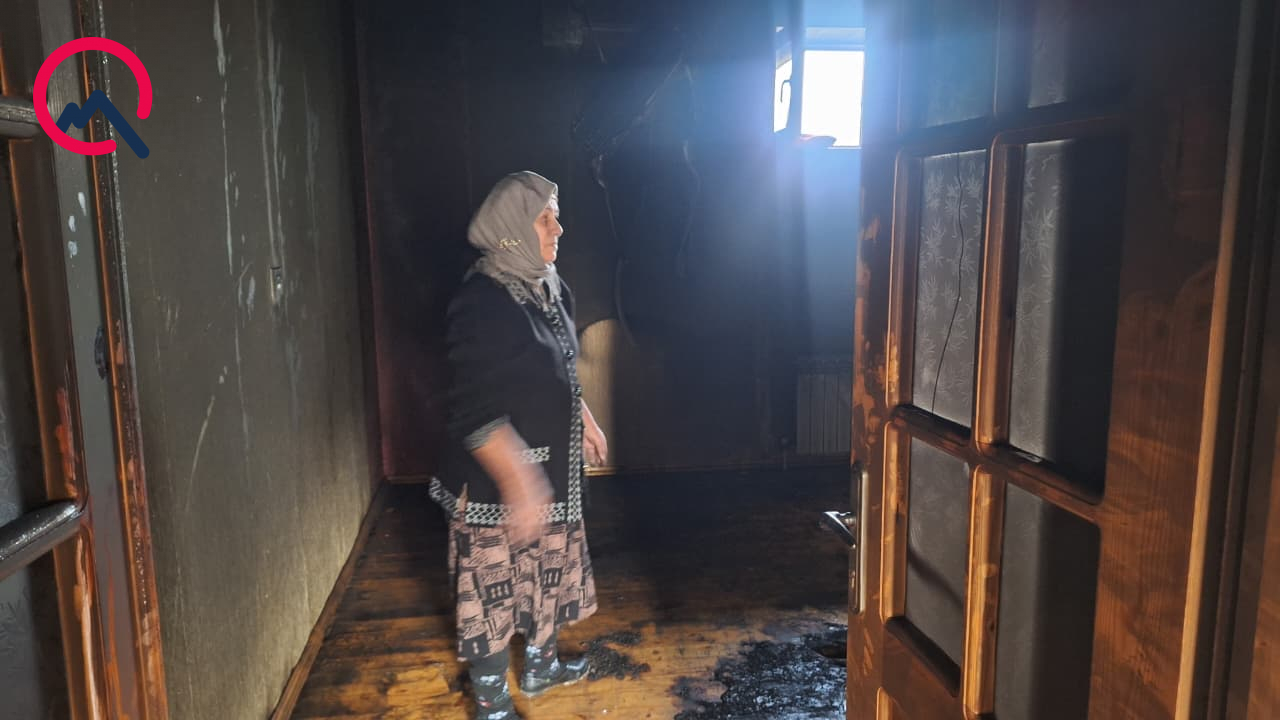 Oğrular mürəbbə yeyib evi yandırdılar - Fotolar