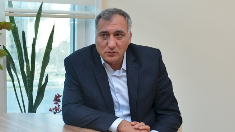 “Rəşid Behbudov böyük sənətkardır” – “Biz ölürük, Allah rəhmət eləsin!”