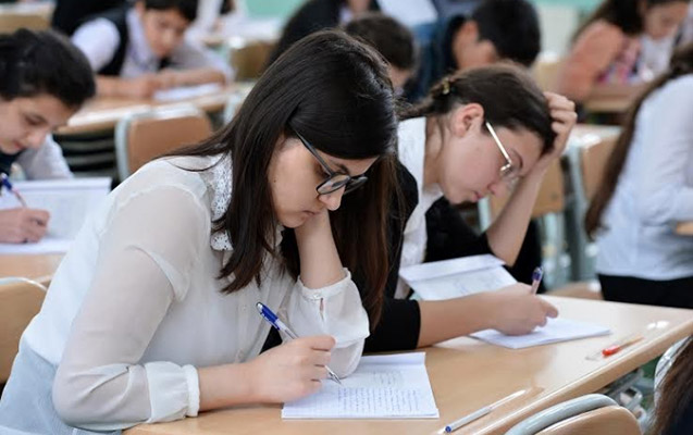 Onlar bu gün imtahan verir