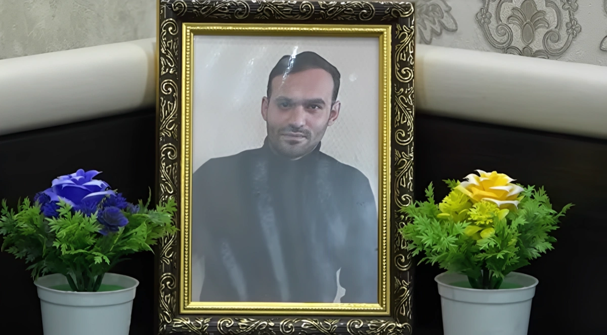 Gəmidə həkim işləyən Tural müəmmalı şəkildə yoxa çıxıb: "Oğlumu qanunsuz saxlayıblar"