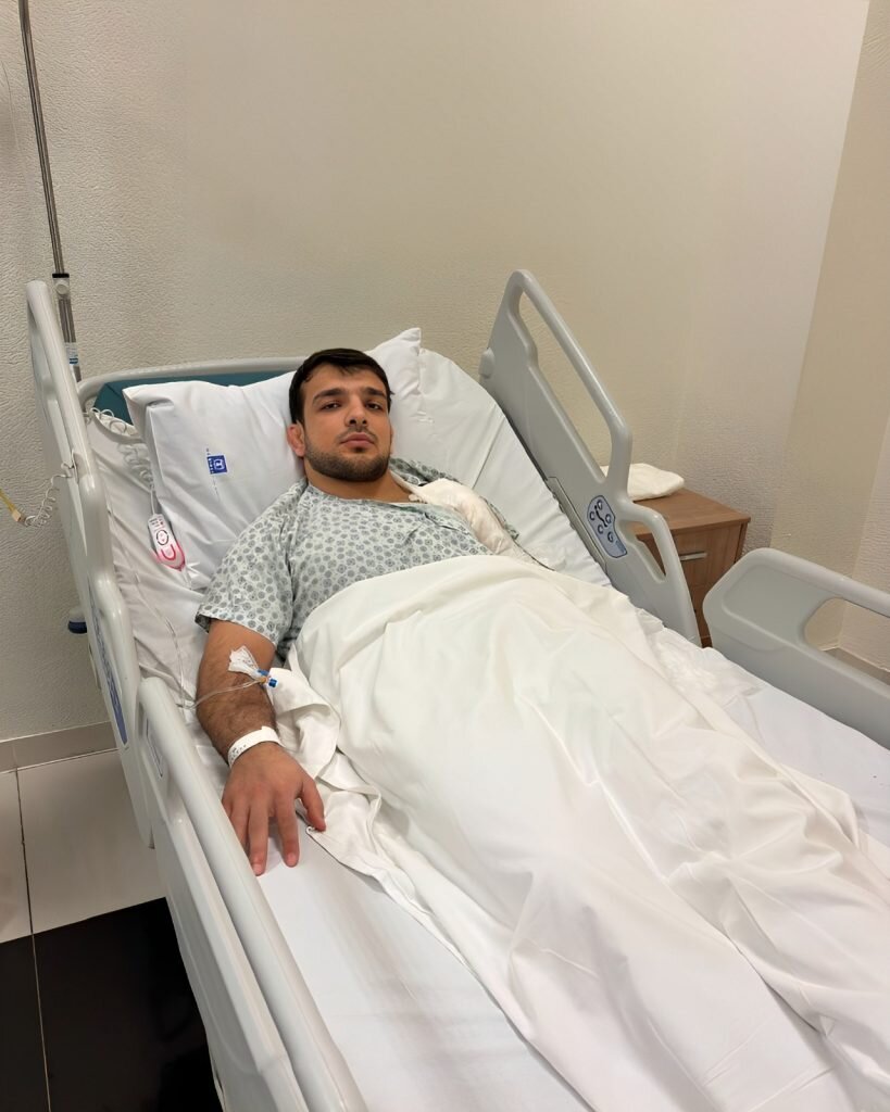 Dünya və Avropa çempionu əməliyyat olundu