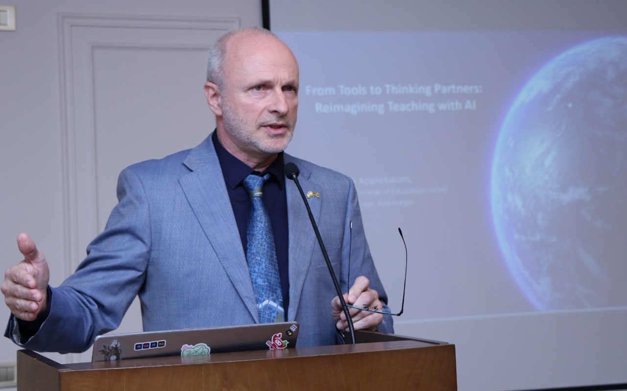Mark Applebaum AzMİU-da süni intellekt mövzusunda elmi seminarla çıxış edib 