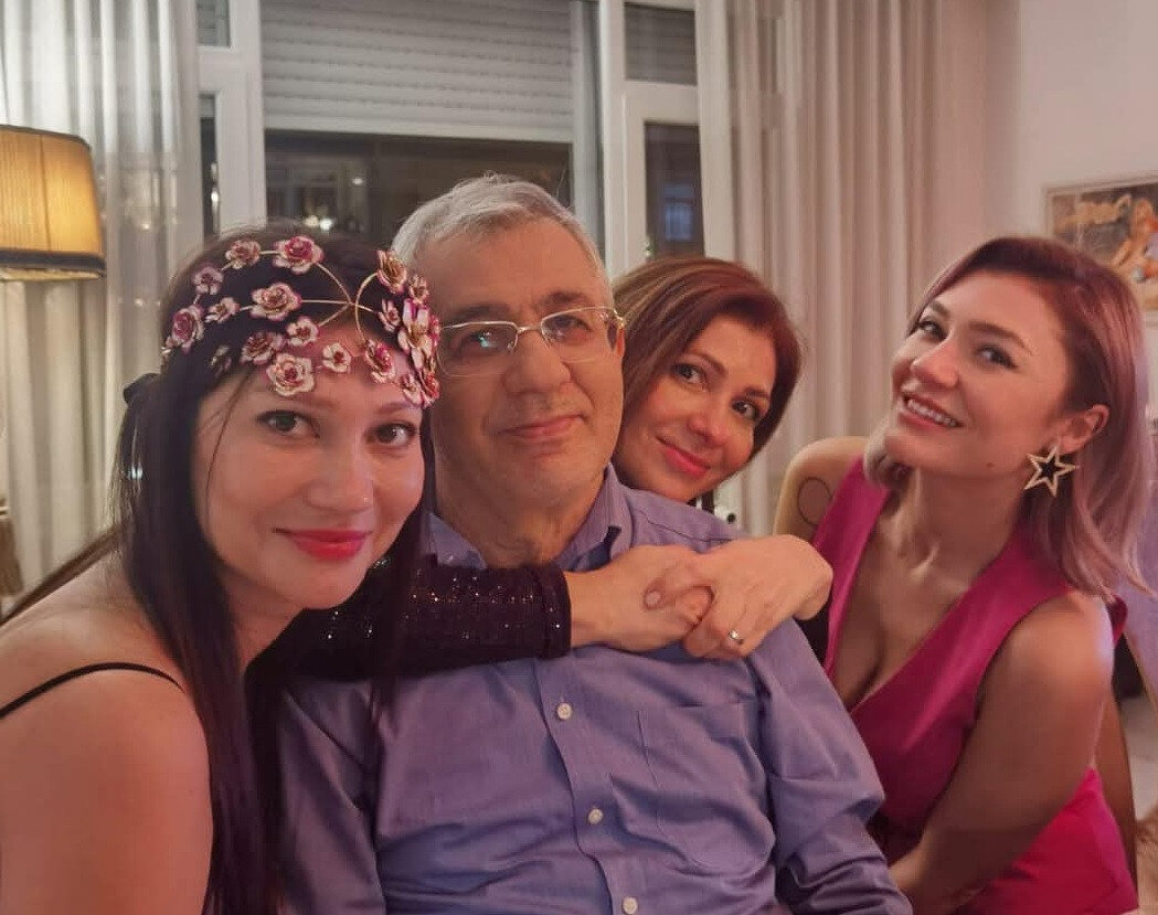 Hamlet İsaxanlının qızları: Görün nə işlə məşğuldurlar - FOTO