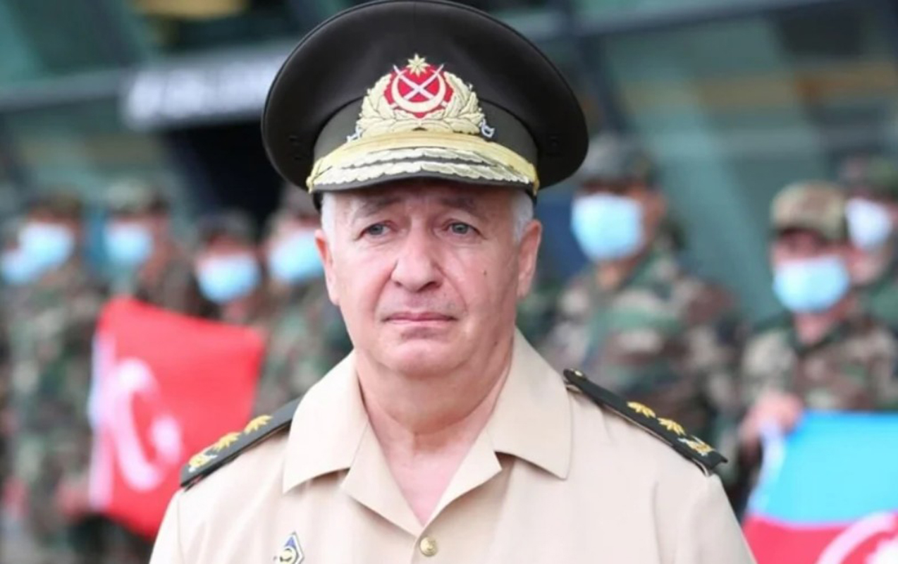 “Yaşla əlaqədar təqaüdə çıxmışam” - Etibar Mirzəyev