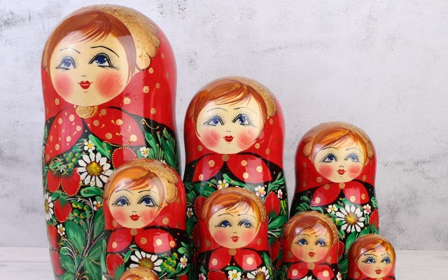 Sərhəddən matryoşka keçirən şəxsə cinayət işi açıldı