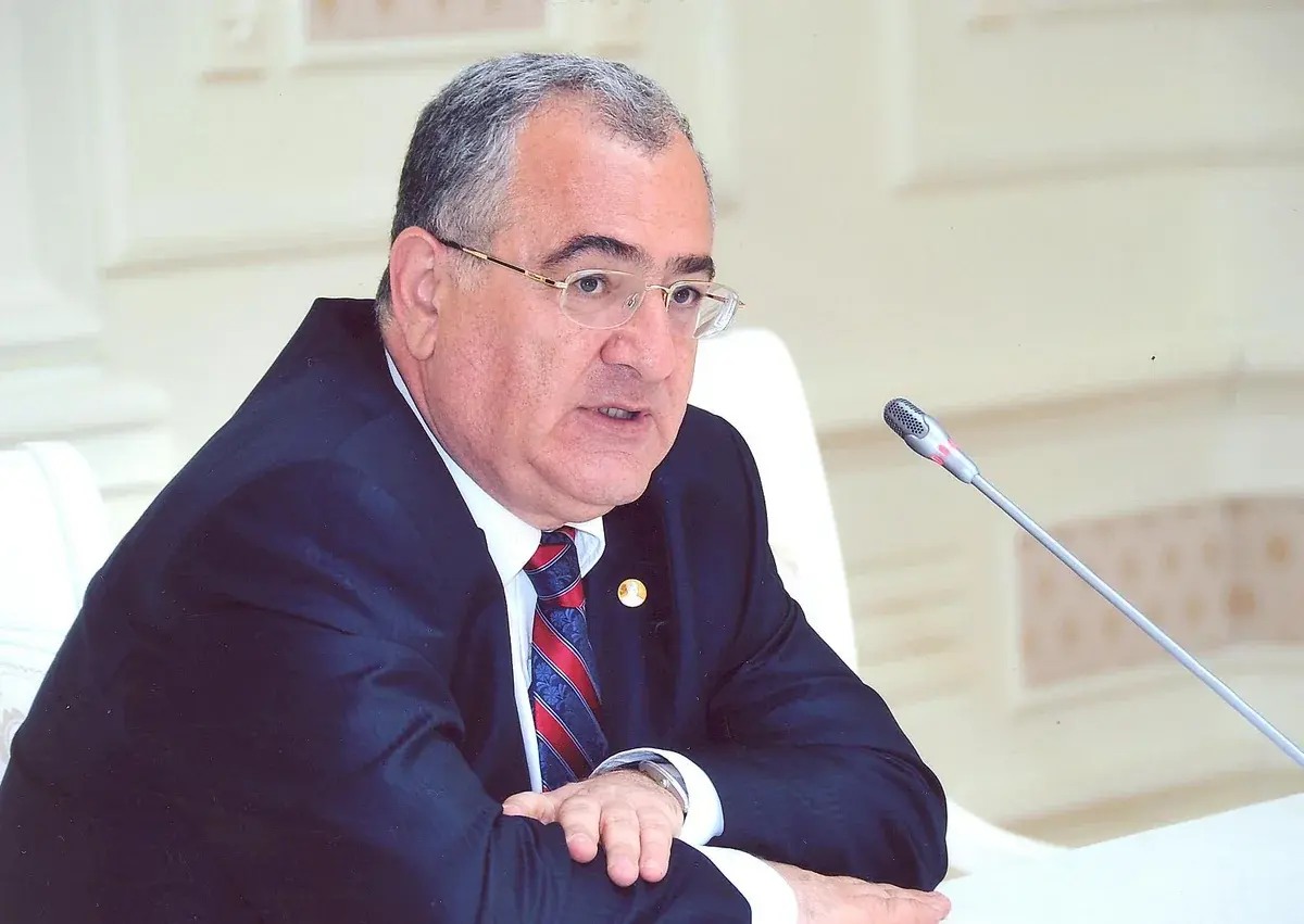 "Hakimlər cəmiyyətin ədalətə olan inamının əsas təminatçısıdır" - Ramiz Rzayev