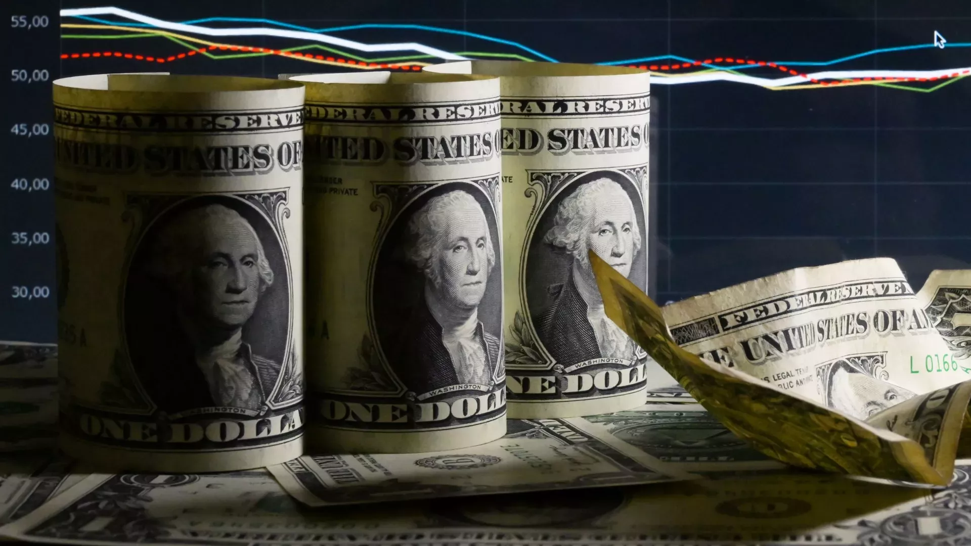 “Anbarda saxlanılan sərmayə” funksiyası zəifləyir: Dolların “şah dövrü” bitir?