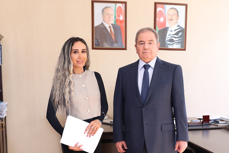 Azərbaycanda ilk dəfə rəqəmsal əkiz müsahibə verib