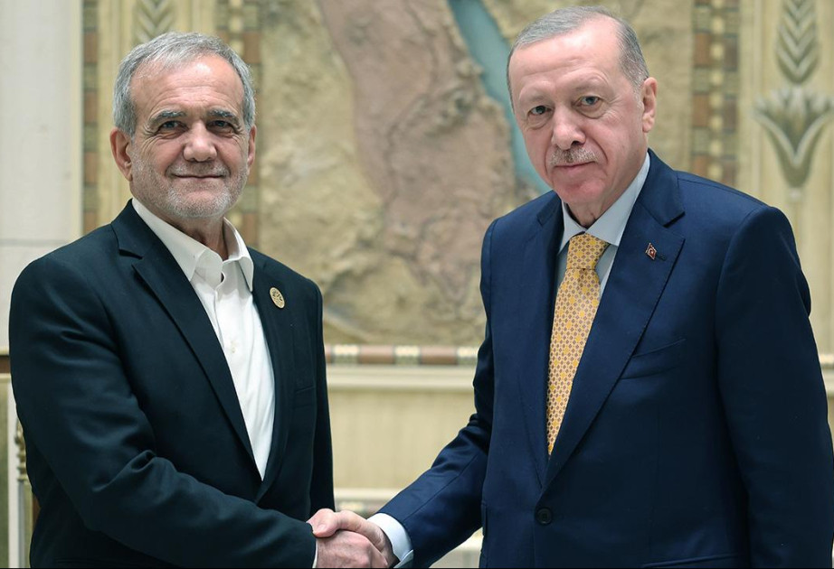 Pezeşkian Ərdoğana türkçə təşəkkür etdi