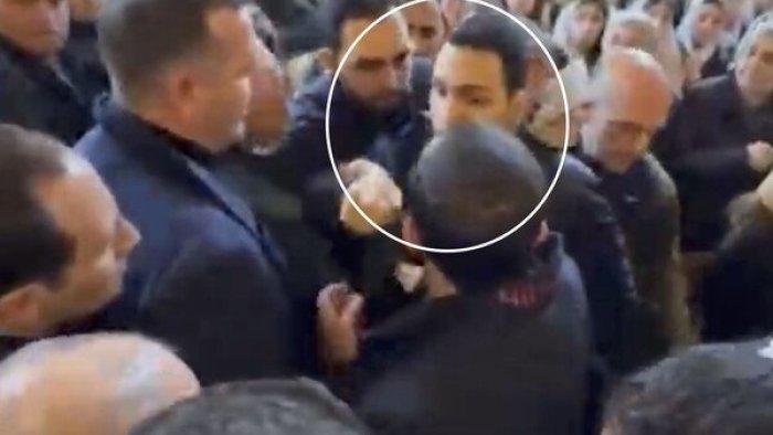 Paşinyanı kilsədə vurmaq istəyən gənc həbs edildi – İki maddə ilə ittiham irəli sürülüb