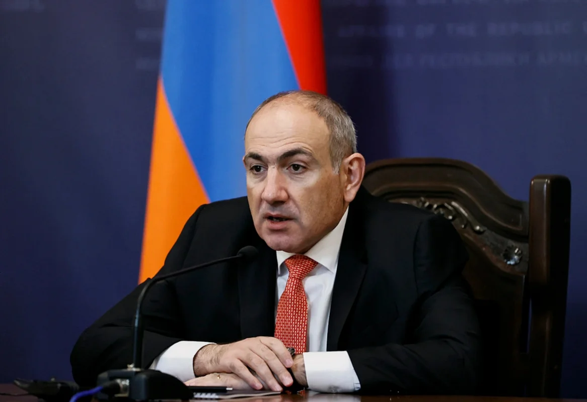 Paşinyan: "Biz xalqımızı cəhənnəmdən keçirmişik"