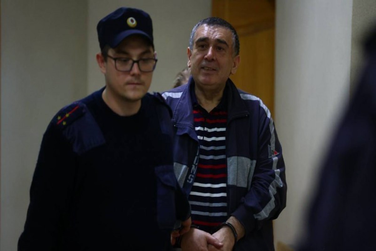 Prokuror Şahin Şıxlinski və oğluna ağır cəzası istədi