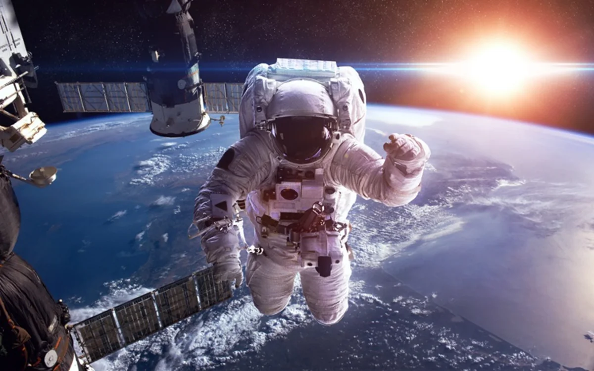 Bu gün Dünya Aviasiya və Kosmonavtika Günüdür
