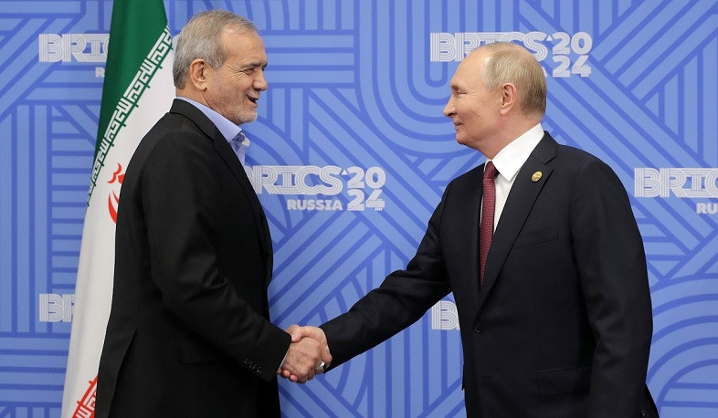 Pezeşkian Putinlə telefonla danışdı