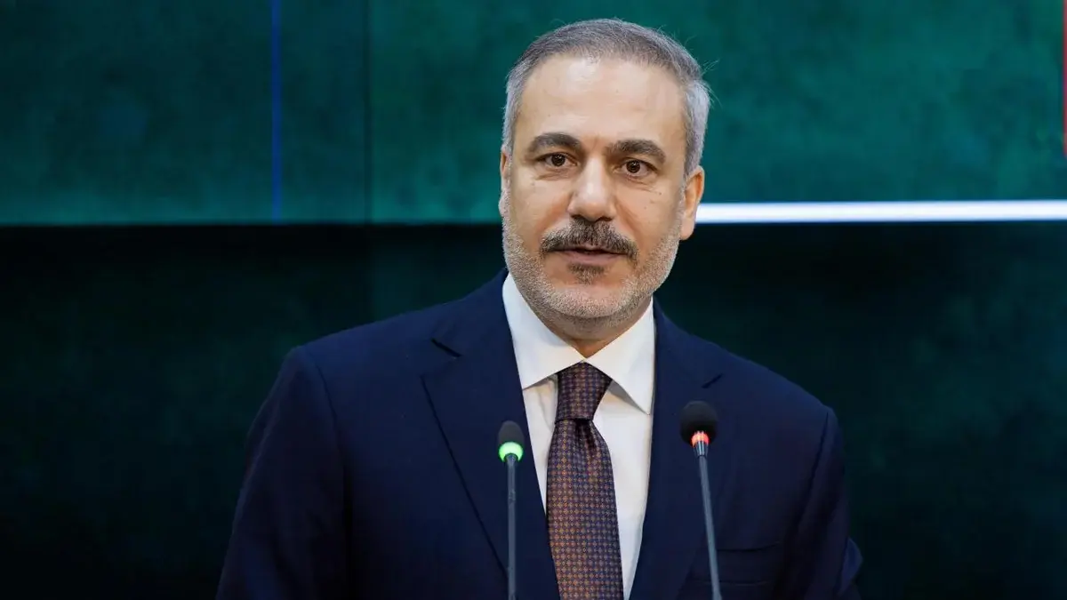 "Hörmüz boğazından maneəsiz keçid təmin olunmalıdır" - Fidan