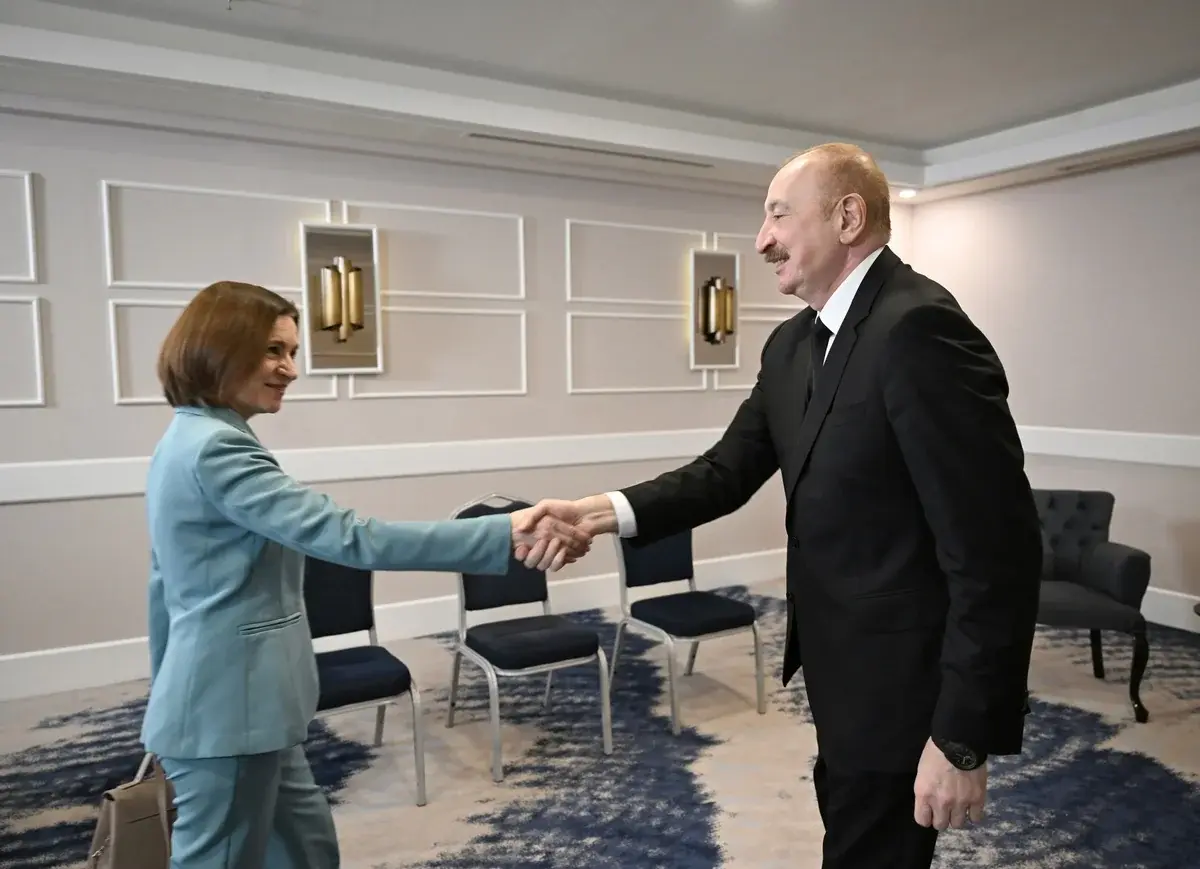 İlham Əliyev Antalyada Moldova Prezidenti ilə görüşüb - FOTOLAR