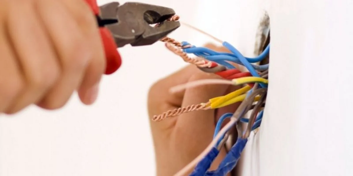 İmişli sakinini elektrik cərəyanı vuraraq öldürüb