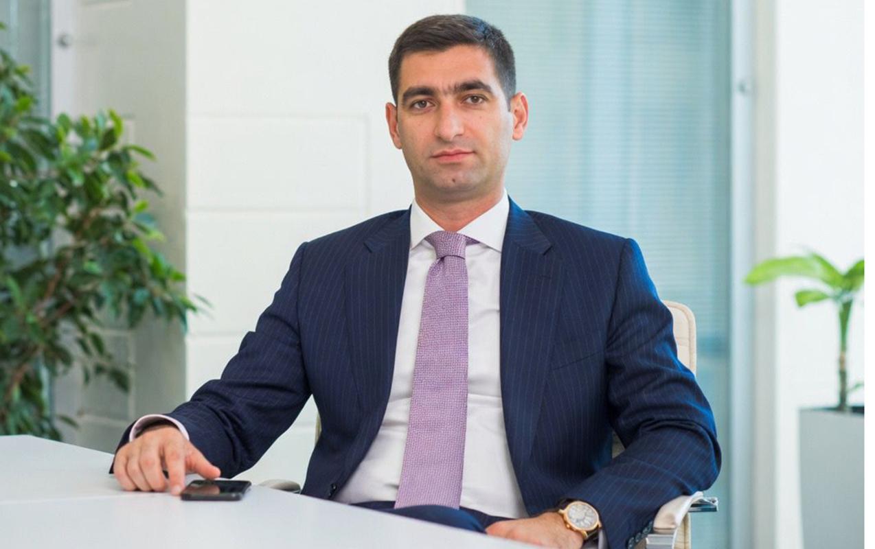 Nazir oğlunu aldadana 14 il həbs cəzası verilə bilər - Başqa cinayətlərdə də təqsirləndirilir.