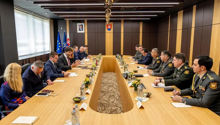 Azərbaycan ilə Slovakiya arasında hərbi əməkdaşlıq müzakirə edilib