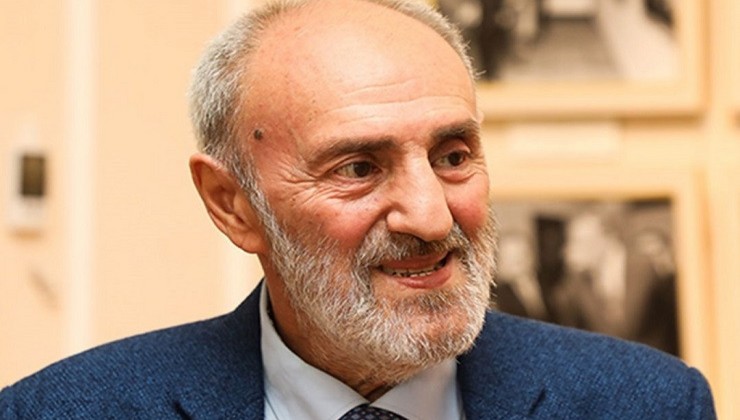 Akif İslamzadə xəstəxanadan evə buraxılıb