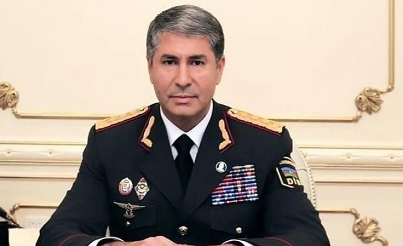 Nazir yaşayış yeri üzrə qeydiyyatla bağlı qərarda dəyişiklik etdi - FOTO