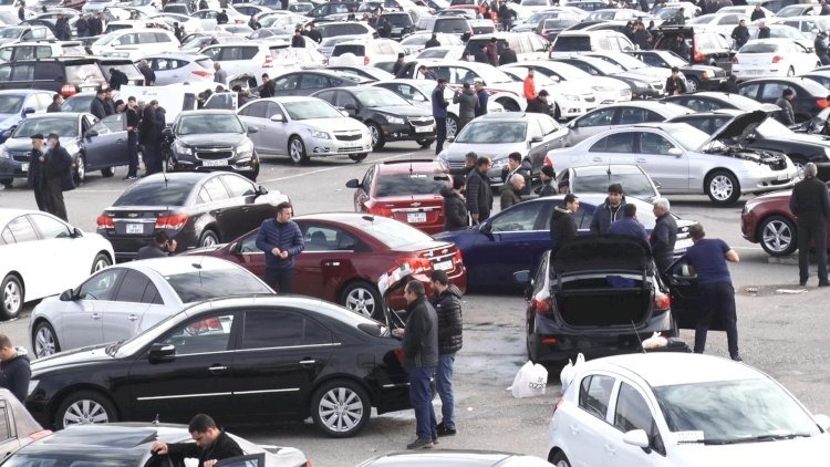 Azərbaycanda avtomobil bazarında ŞOK: İdxal 40% çökdü, qiymətlər yenidən bahalaşacaq!