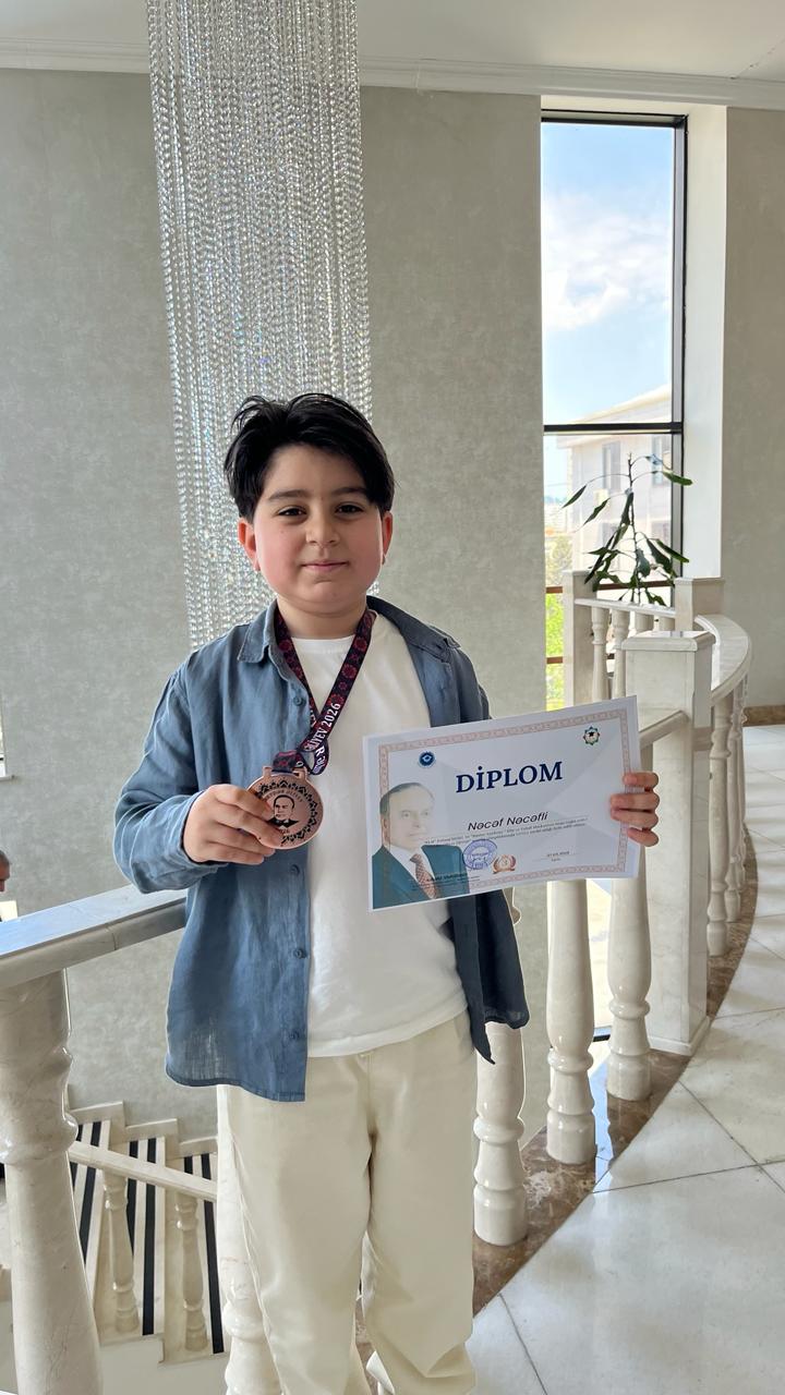Beynəlxalq olimpiadalarda parlayan azərbaycanlı şagird