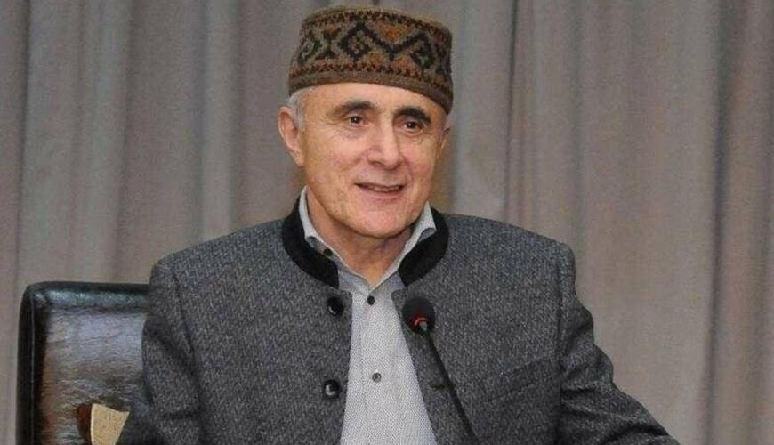Alim Qasımov 69 yaşını qeyd edir