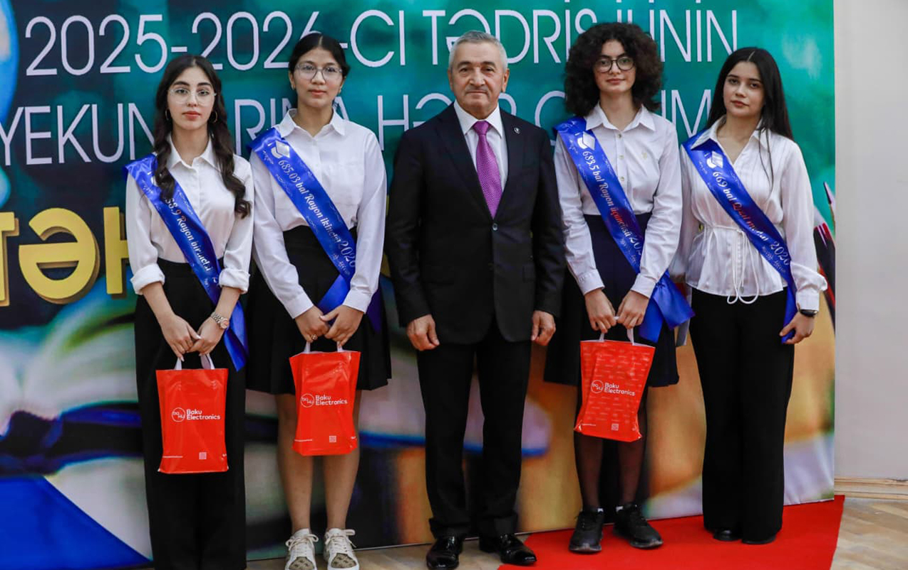 Sabunçuda təhsil konfransı keçirildi - Fotolar