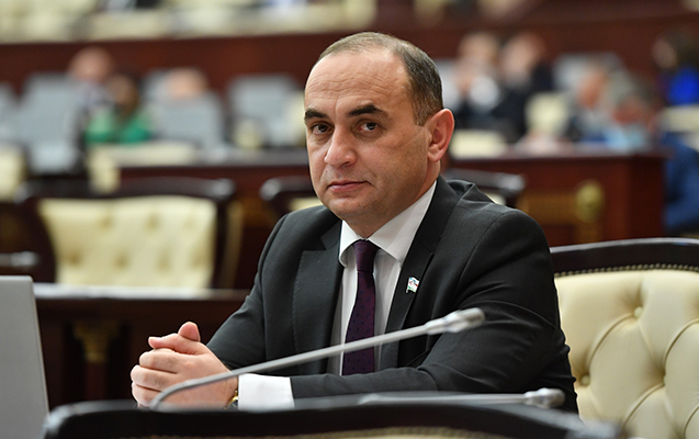 “Süni intellektlə kitab yazırlar, müdafiə edirlər ki, normaldır”