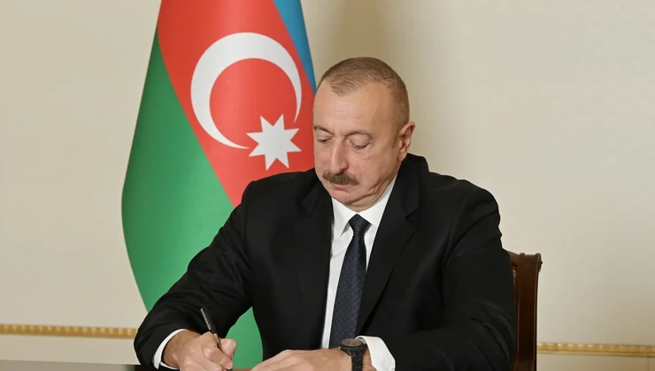 DÖVLƏT İŞÇİLƏRİNƏ MAAŞ ƏLAVƏLƏRİ VƏ MÜKAFATLAR NECƏ VERİLƏCƏK? - Yeni qaydalar