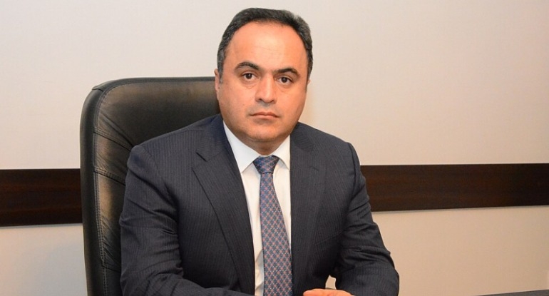 İcra başçısı 3 nəfərə vəzifə verdi