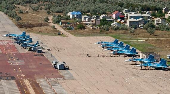 Ukrayna Rusiyanın 100 milyonluq qırıcılarını VURDU