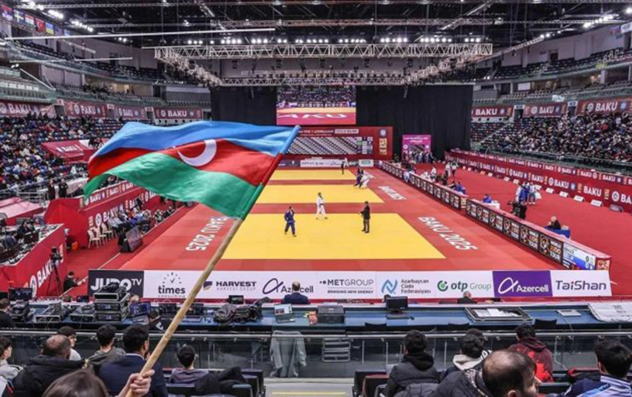 Murad Fətiyev yarımfinalda uduzdu, bürünc üçün yarışacaq - Yenilənib