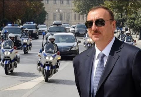 Prezidentin kartejinin önünə it cəsədi atılmasına kim göstəriş verib? - RAMİZ MEHDİYEVİN ŞOK ƏMƏLLƏRİ