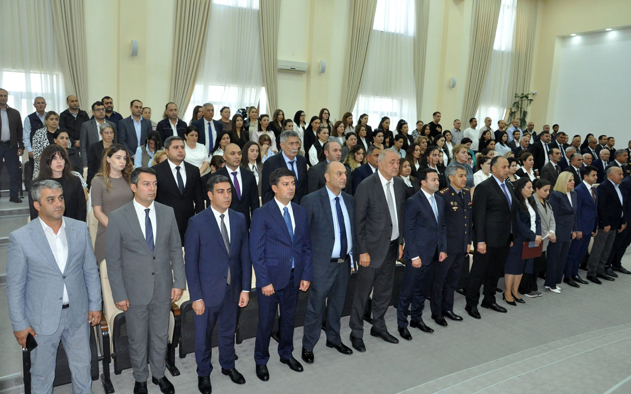 Pirallahıda dövlət siyasətinin prioritetləri müzakirə edildi - Fotolar