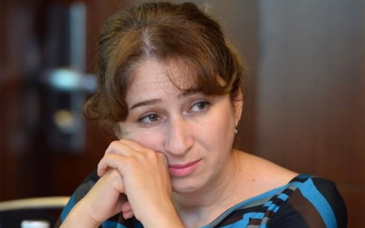 Aynur Elgünəş müalicə müəssisəsinə köçürüldü